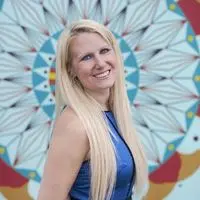 ماندی ان‌رایت، M.S., RDN, RYT