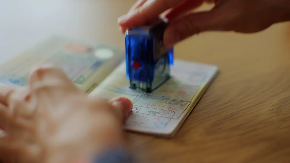 گمرک پیشاتاقی ورودهای بینالمللی را آسان میکند